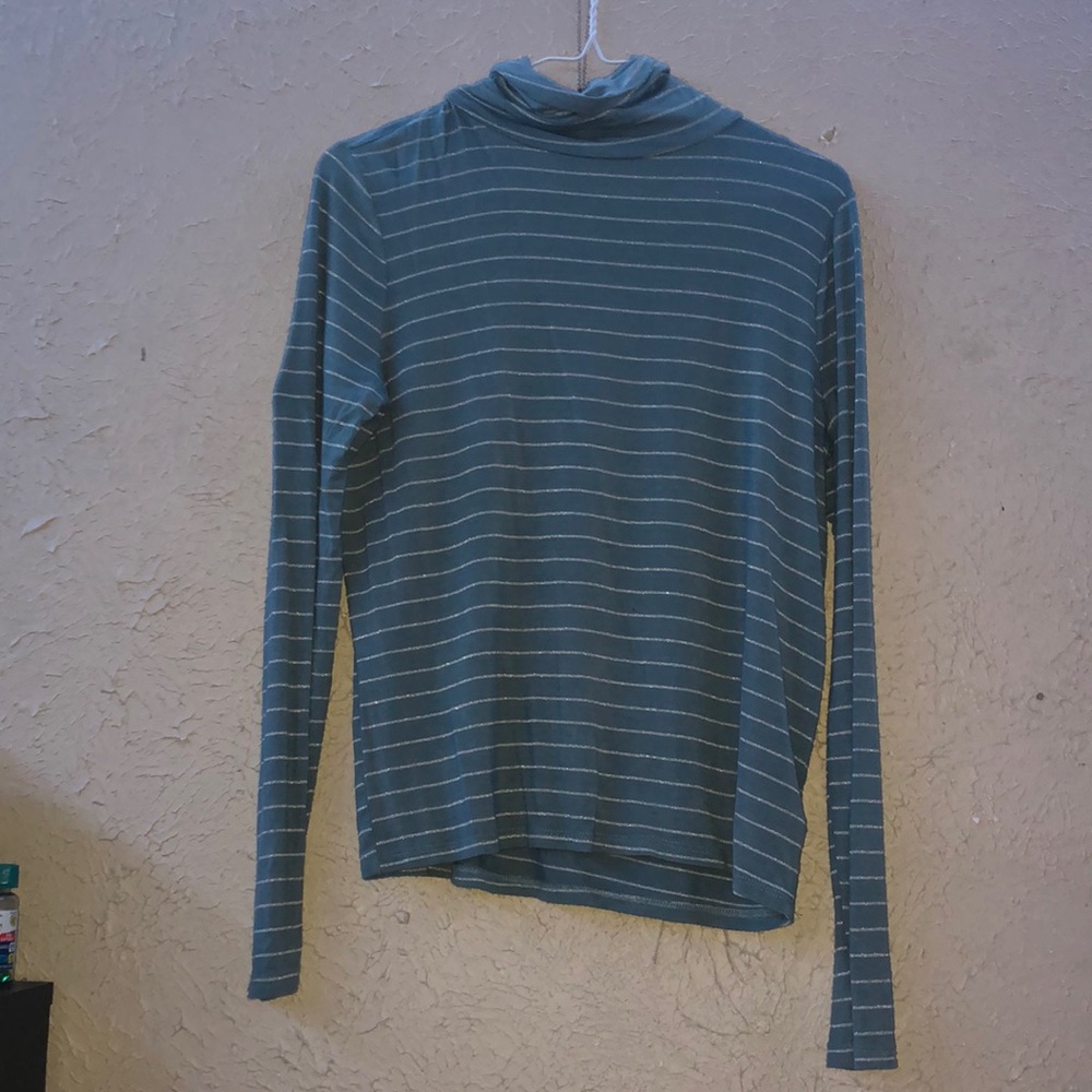Brand SO, size medium, light blue in color with silver stripes.